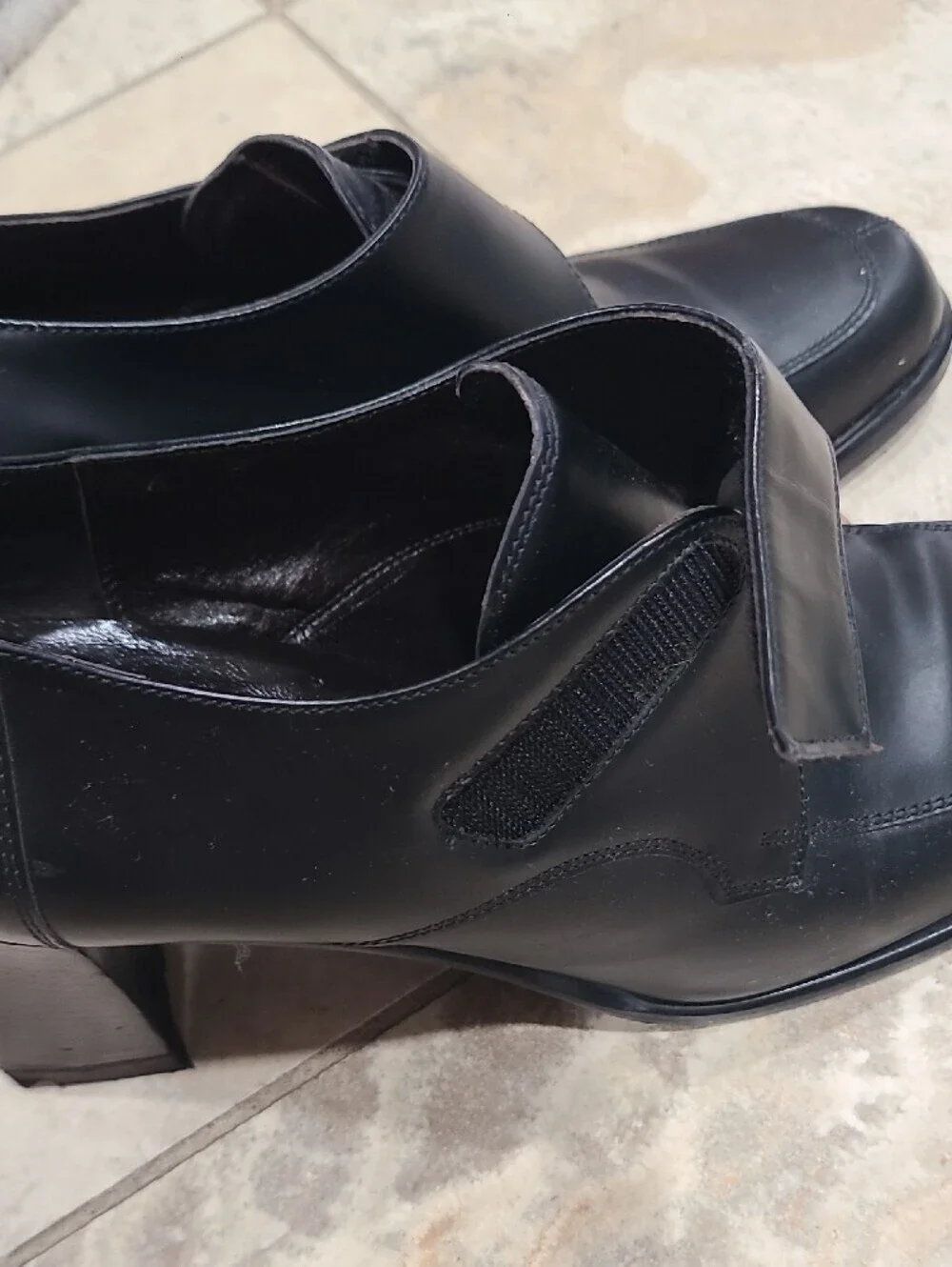 Coach Black Leather Women's Block Heel Slip-On Loafers 3